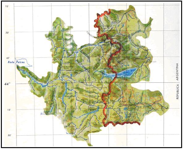 3.2 Cuenca del Río Palena (X y XI Regiones). La cuenca del río Palena se extiende entre los paralelos 43º16-44º36 Latitud Sur.