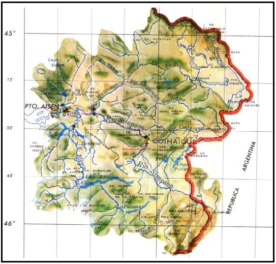 3.4 Cuenca del Río Aysén (XI Región). La cuenca hidrográfica del Río Aysén pertenece a la XI Región y se extiende entre los paralelos 45º y 46º16 latitud sur y meridianos 71º20 y 73º longitud oeste.