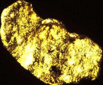 oro, como óxido (por ejemplo hematita) o