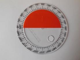 Para obtener la medida ángular de las fracciones circulares, también se pueden emplear las plantillas