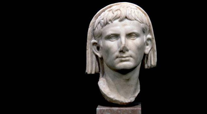 EL PRINCIPADO DE AUGUSTO Comienzo: 27 a.c. Recibe los títulos de Augustus (de ahí su nombre) y Princeps ( de ahí el nombre de su tipo de gobierno). Acciones: 1º.