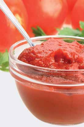 Recetas de aderezos Salsa de tomate Ingredientes: 4 cebollas. 1 2 kilo de tomates pera. 3 dientes de ajo. Perejil, albahaca, romero.