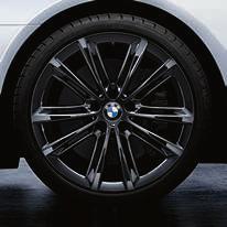 Moldura BMW M Performance para el conmutador de selección Exclusiva moldura que transmite la auténtica sensación del deporte del motor.
