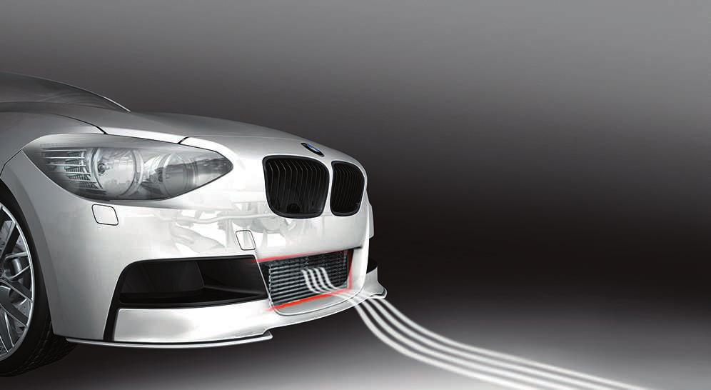 Palanca de cambios BMW M Performance de carbono con fuelle en Alcántara En este caso también se combina la fi bra de poro abierto con Alcántara.
