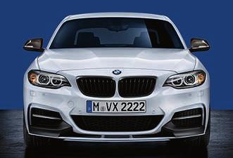 Solo en combinación con el divisor delantero BMW M Performance. Franjas decorativas BMW M Performance Las franjas decorativas en negro/plata subrayan las poderosas líneas del vehículo.
