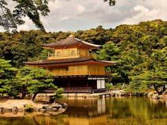 originalmente en 1397 como villa de descanso del shōgun Ashikaga Yoshimitsu originalmente en 1397 como villa de descanso del shōgun Ashikaga Yoshimitsu como parte de su propiedad llamada Kitayama.