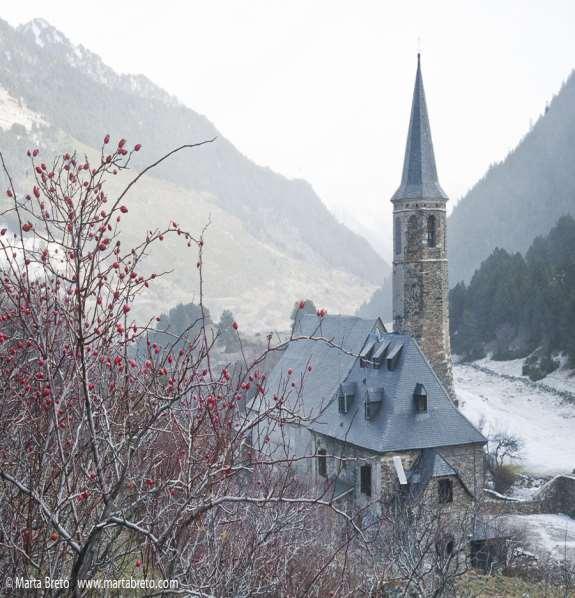 El Phototrekking de invierno: Montgarri El santuario de Montgarri se encuentra en un entorno privilegiado del Valle de Aran.