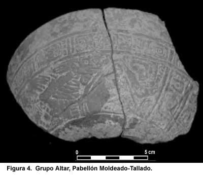 Las excavaciones profundas permitieron recuperar cerámica dentro de contextos sellados en el Juego de Pelota.