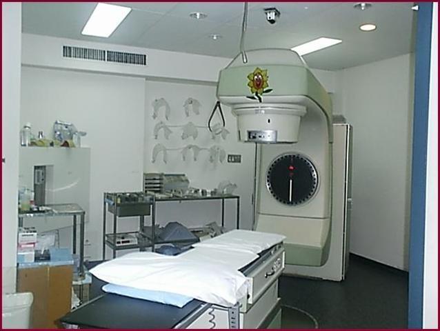 Los bunkers de tratamiento requieren mucho espacio de almacenamiento para los accesorios que se aplican a los pacientes.