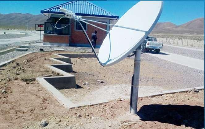 IMPLEMENTACIÓN ANTENA SATELITAL TUPAC KATARI EN LAS ESTACIONES DE PESAJE DE UYUNI Y JAYAC MAYU - 20 y 21 de abril, técnicos de la Unidad de Tecnologías de la Información de Vías Bolivia y la Agencia
