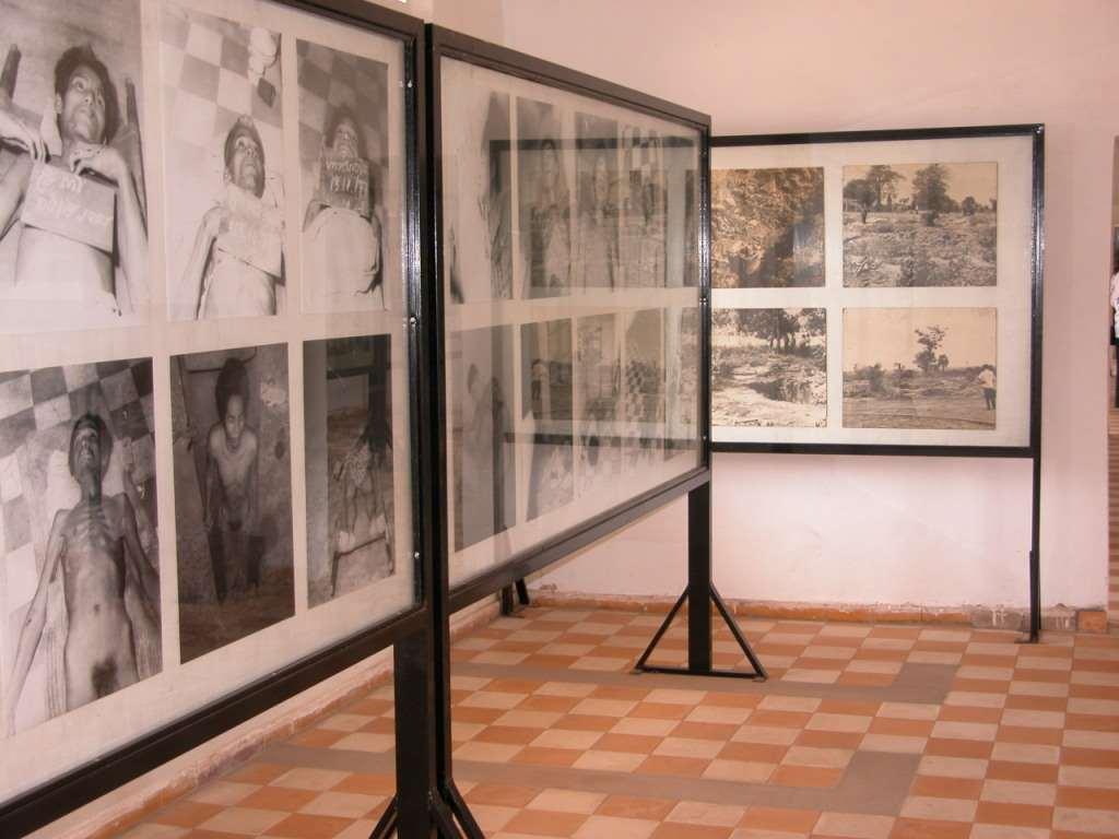 Phnom Penh Museo Tuol Sleng, primero escuela, después convertido por los Jemeres Rojos en