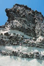 000 años, en el periodo conocido como Tirreniense, se produjo la última efusión magmática.