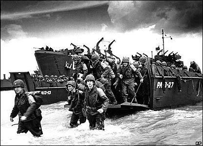 Junio de 1944 hasta el final Desembarco de tropas estadounidenses en Normandía En Europa tiene lugar el definitivo Desembarco de Normandía y Berlín