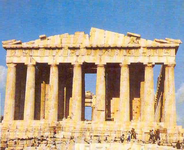 El arte griego. 2 2. El Partenón. Prototipo de templo griego. Grecia no está unificada en un gran estado como Egipto, sino fragmentada en muchas polis, más próximas al ciudadano.