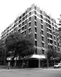 Ubicación: Montevideo 161-171, Mendoza.