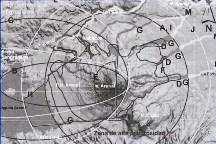 25 Figura 2: Mapas de peligro volcánico del Arenal: escenario a largo plazo Breve discusión Los mapas de peligros volcánicos pueden ser usados en la planificación del área del Arenal.