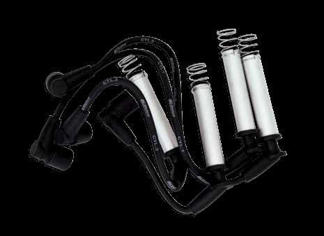 3 CABLES para BUJÍAS Función de los cables para bujías Todos los motores de combustión interna que utilizan gasolina como combustible tienen un sistema de encendido encargado de generar la chispa en