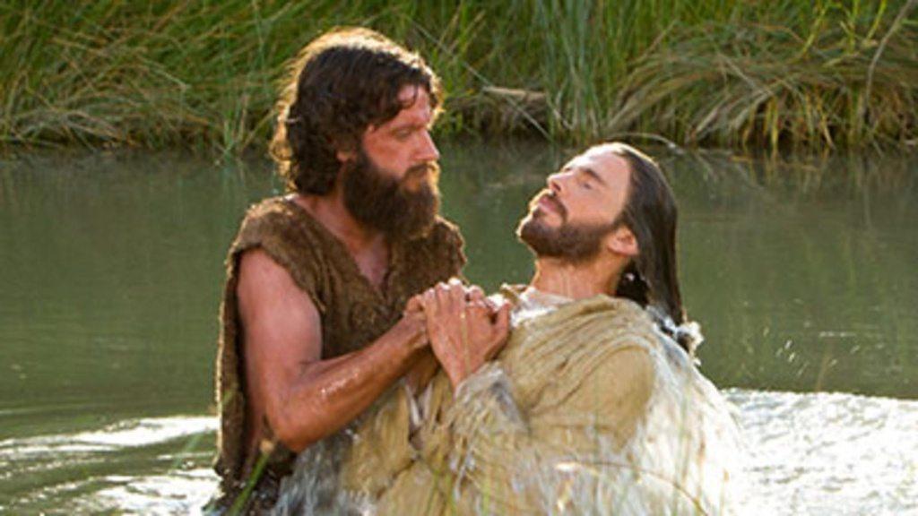 EL BAUTISMO CRISTIANO (Recopilado) Por tanto, id, y haced discípulos a todas las naciones, bautizándolos en el nombre del Padre, y del Hijo, y del Espíritu Santo.