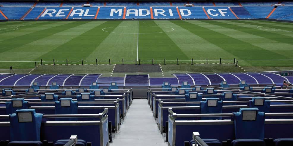 Grada Baja Lateral Este Lower Main Stand - East Stand Butacas Exteriores / Outdoor Seating PLAZAS / SEATS: 360 PLAZAS POR BOX / SEATS PER BOX: 12-18 Los Boxes del Estadio Santiago Bernabéu son