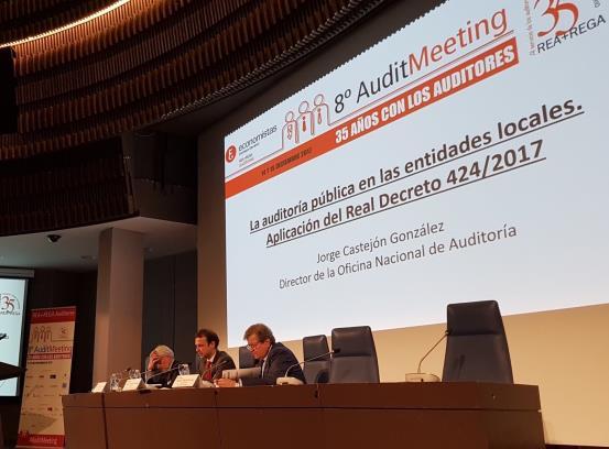 Así, nuestros socios, Txema Valdecantos, socio de Vitoria, participó en la sesión dedicada al nuevo Informe de Auditoría y Ramon Madrid, socio de