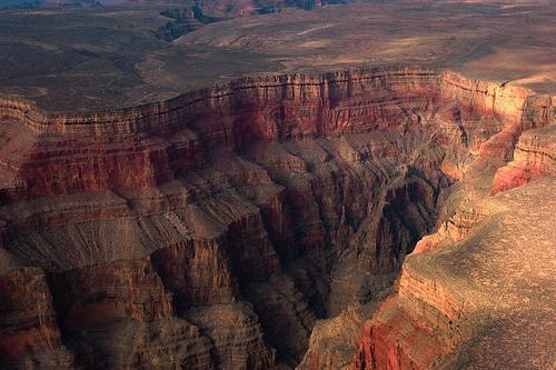 El Gran Cañón del Colorado CONTENIDO PRINCIPIOS FUNDAMENTALES DE LA ESTRATIGRAFÍA Principio de horizontalidad original y continuidad lateral (Steno) Los