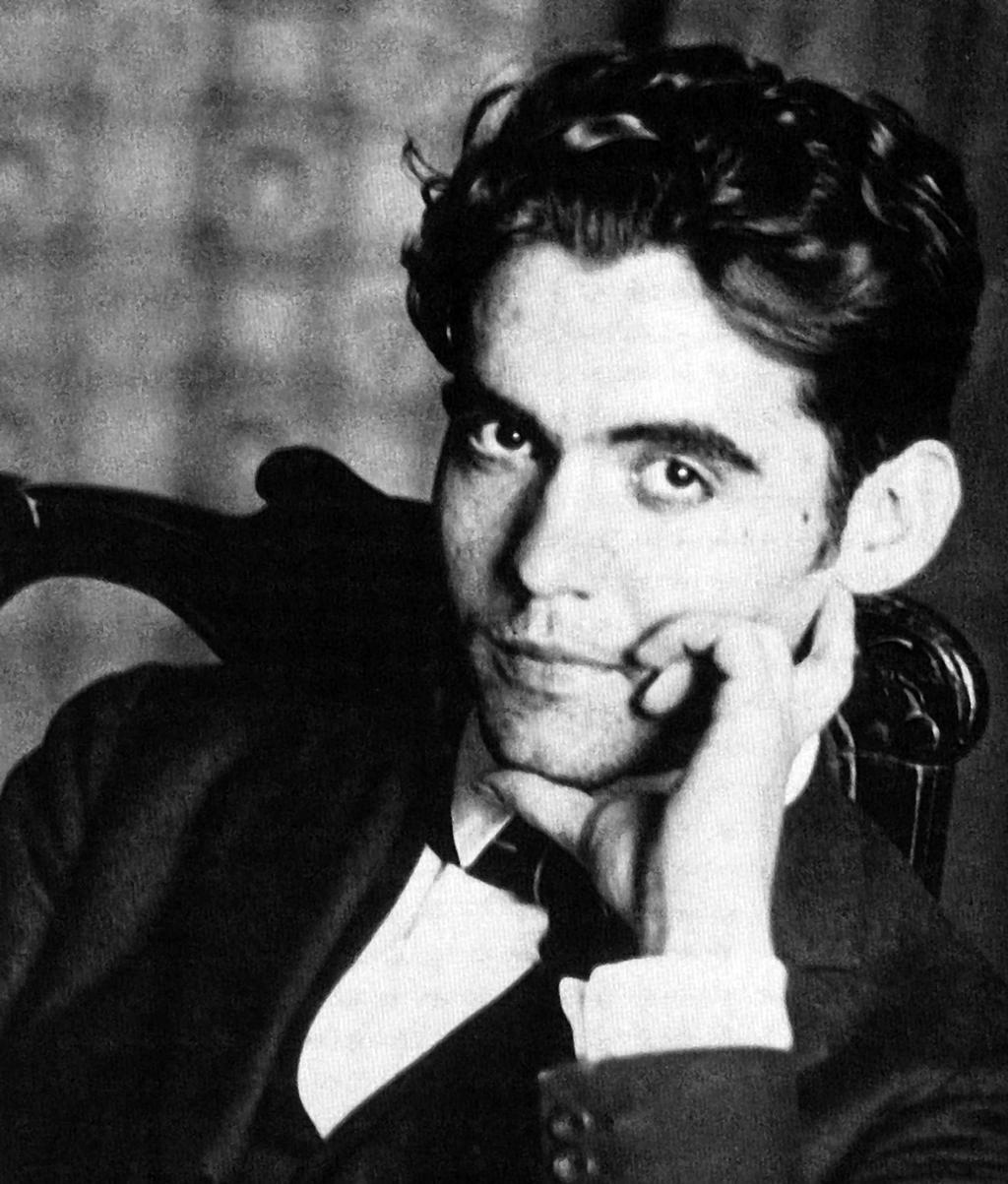 LA CASA DE BERNARDA ALBA Bachillerato 6 AUTOR 3. Federico García Lorca es uno de los autores más importantes de la literatura castellana de la primera mitad del siglo XX.
