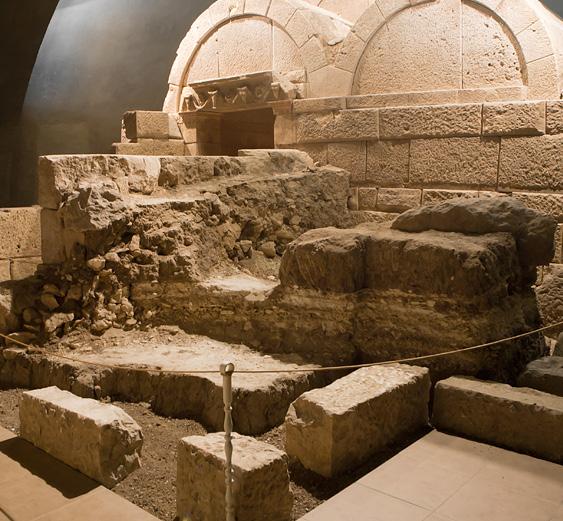 PATRIMONIOS BÚLGAROS PROTEGIDOS POR LA UNESCO No muy lejos de la tumba de Sveshtari se encuentra