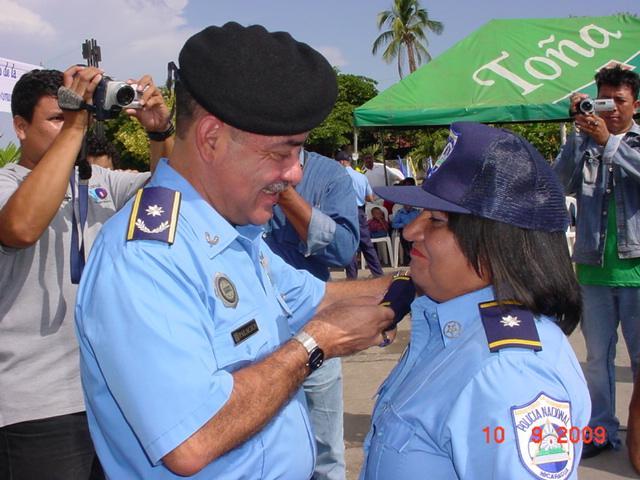 La política de género de Policía Nacional se implementa en las especialidades,