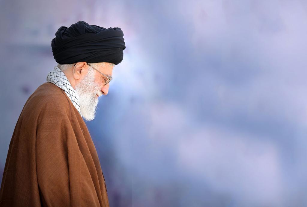 Páginas para jóvenes Continuación Las memorias más bellas del líder supremo de la Revolución Islámica de Irán Extraído del libro: Las memorias más bellas del Líder Supremo de la Revolución Islámica