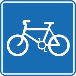 Debe ser visible para los automovilistas y ciclistas, por lo que es necesario que se coloque una placa en cada tramo de la vía.