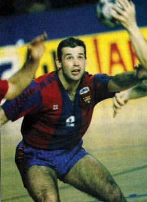 Sagalés sempre serà recordat per ser l autor d un gol mític que va donar la segona Recopa d Europa al Barça la temporada 1984/85 davant el CSKA de Moscou amb un extraordinari fly (vol) a l últim