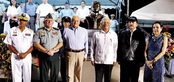 Aniversario de la Fuerza Naval 31 ANIVERSARIO DE FUNDACIÓN DE LA FUERZA NAVAL La Fuerza Naval del Ejército de Nicaragua celebró sus 31 años de fundación y resguardo de nuestras fronteras marítimas,