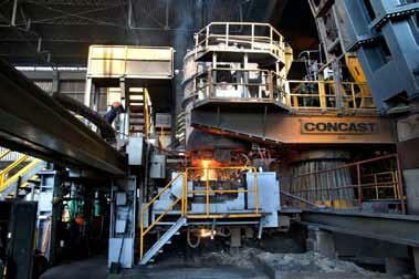 2004 Superamos las 400 mil toneladas de acero anuales. Culminamos el PAMA (Programa de Adecuación y Manejo Ambiental) en la planta Pisco.
