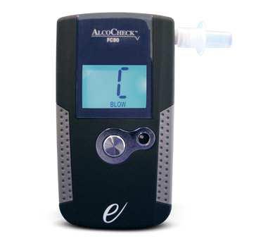 Detección de Alcohol en Aliento (AlcoCheck FC 90) El uso previsto de este dispositivo es medir la presencia de alcohol en el aliento humano.