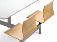 Les sièges monobloc WEBWOOD à deux ou quatre places pour l`équipement de salles à manger sont pratiques et solides.