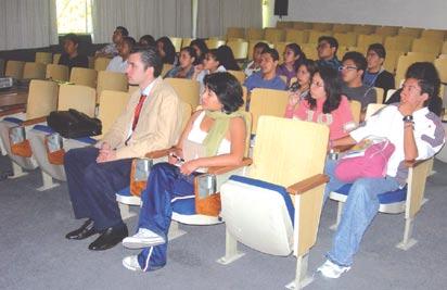 6 Divulgación Visitas Guiadas al IGEF Estudiantes del Instituto Mexicano de Educación Profesional de nivel bachillerato