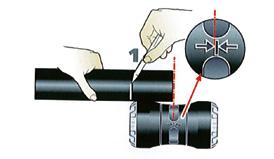 INSTALACIÓN Montaje en un CLICK 1 Marcar en la tubería la distancia que debe introducirse en el accesorio y que aparece marcada en el