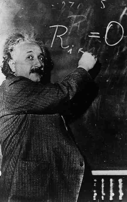 Funciones LITERATURA MATEMÁTICAS En busca de Klingsor Cierta vez, un reportero preguntó a Einstein: Eiste una fórmula para obtener éito en la vida? Sí, la hay. Cuál es?