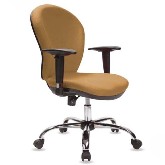 GALAXY Es una silla robusta que se consolida como solución polivalente en oficinas operativas y espacios flexibles.