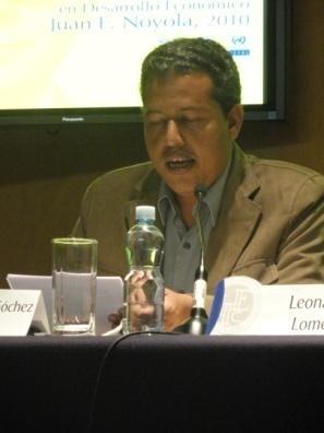 Roberto Góchez Sevilla Investigador del Depto. de Economía de la Universidad Centroamericana José Simeón Cañas (UCA) de El Salvador.