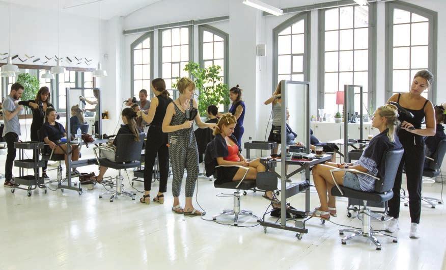 SOBRE NOSOTROS Barcelona Hair Academy (BHA) es una academia profesional de peluquería basada