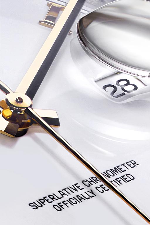 Las funciones del Datejust UNA FECHA MARCA LA DIFERENCIA El Datejust es el primer reloj de pulsera cronómetro, automático y hermético que fija el calendario en una ventana sobre la esfera situada en