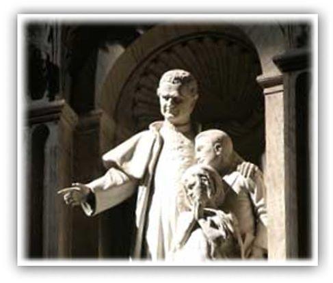 San Juan Melchor Bosco Occhiena(16 agosto 1815-31 enero 1888) Don Bosco supo intuir desde su niñez el llamado de Dios al servicio de los niños, jóvenes, permitiendo que su persona estuviera a