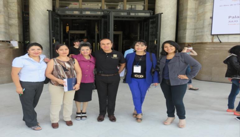 Visita Guiada al Palacio de Bellas Artes, conducida por el Lic. Daniel Juárez Lo acompañan comité de actividades Sociio culturales de la AMPAC,A.