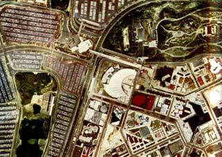 Plano del recinto de la EXPO Osaka 70. L Architecture d Aujourdhui, oct-nov. 1970.