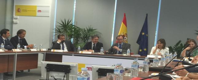 El primer informe anual, con la asistencia del Ministro de Sanidad, se presentó en Madrid el 9 de julio de 2015.