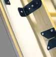 La obertura tiene protección para mejorar el aislamiento y dota a la escalera de un mejor acabado.