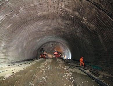 Túneles de Metro Media Chile Medios convencionales para la excavación y sostenimientos según NATM Limos y gravas 14.420.