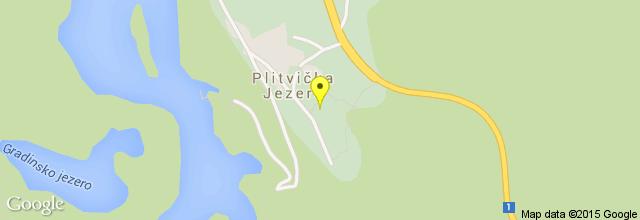 Los amantes de los bellos paisajes y la naturaleza podrán disfrutar en un lugar de visita obligatoria para turistas como Plitvice Lakes.