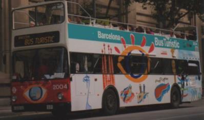 El 23-06-1989 se reinicia, esta vez con la denominación Transports Turistics Barcelona que los coches